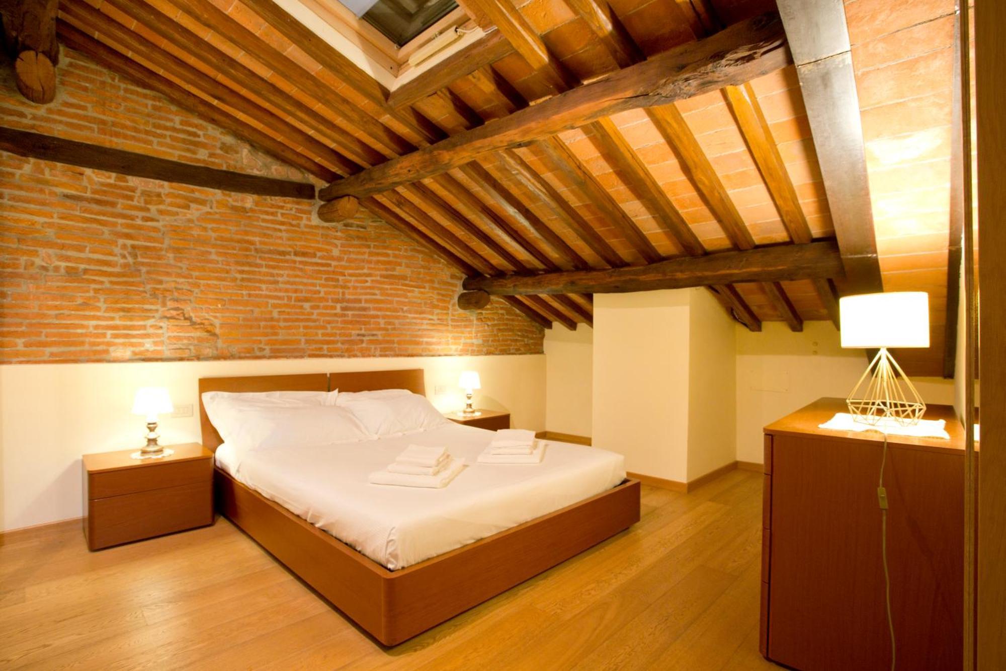 Casa San Girolamo Historic Flat With Cosy Terrace In Lucca'S City Centre Esterno foto