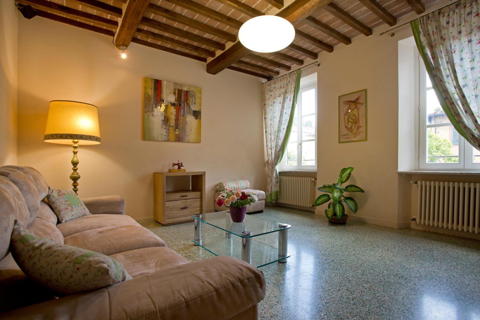 Casa San Girolamo Historic Flat With Cosy Terrace In Lucca'S City Centre Esterno foto